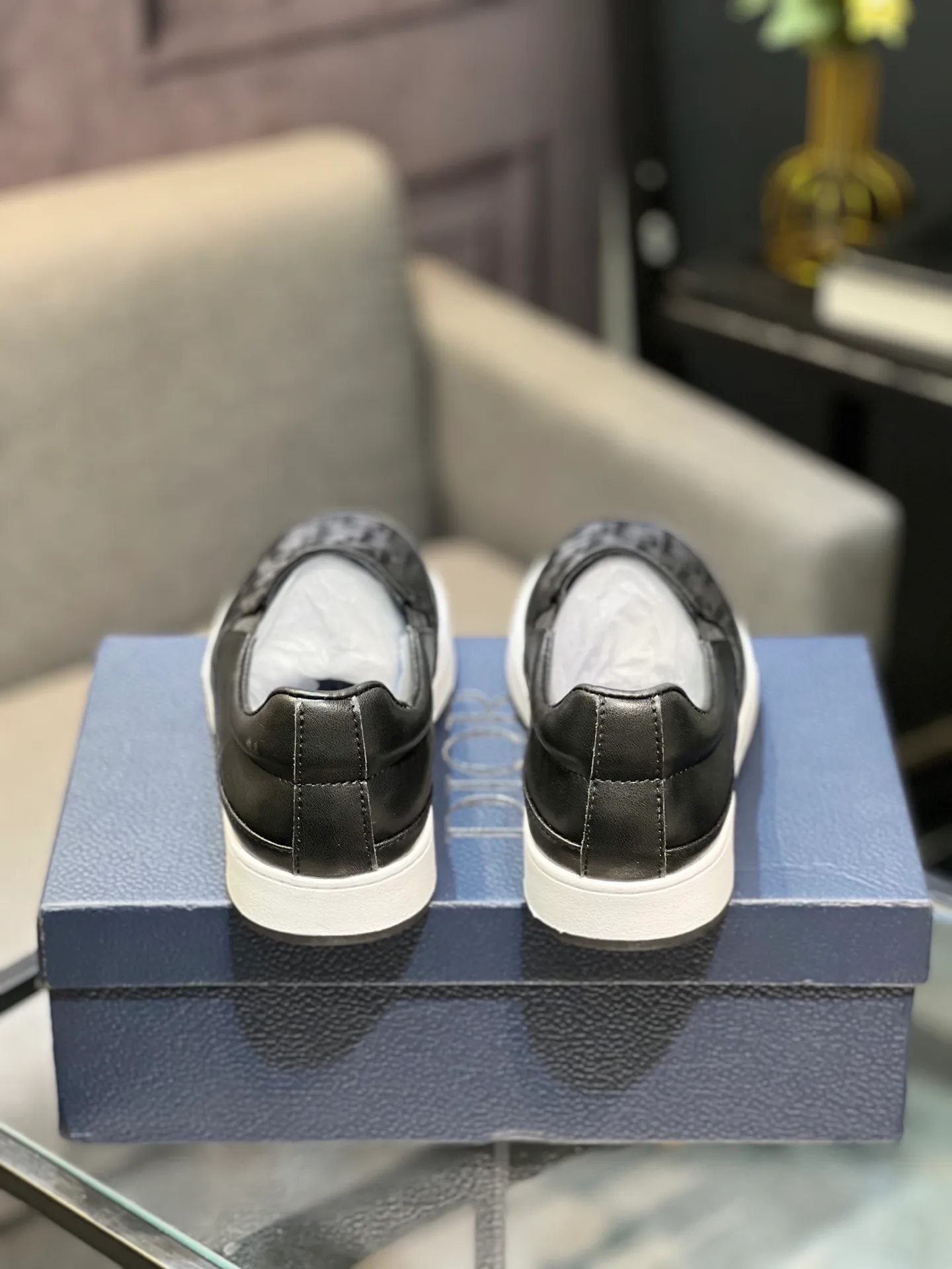 Men's shoes 💰420 [Dior] 🔝The latest masterpiece of high-end men's shoes brand: original special cloth fabric imported from Italy + cowhide + imported sheepskin lining 🔥Original toe-cap rubber outsole Soft and comfortable, making walking more convenient and comfortable! Size: 38-44 (45 can be customized)
